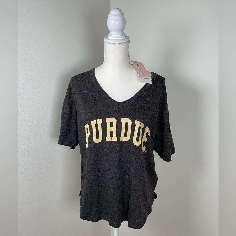 UG Apparel Women's Purdue University Oversized Cropped Tee Size Medium‎ NWT